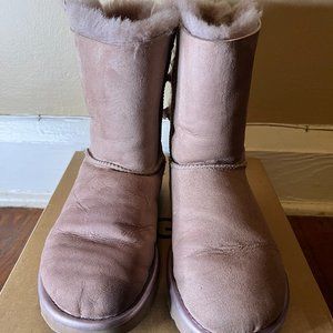 METALLIC BAILEY BOW II UGG BOOT SIZE 6